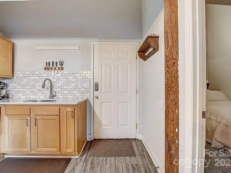 201 S Hoskins Rd #321 — Photo 10