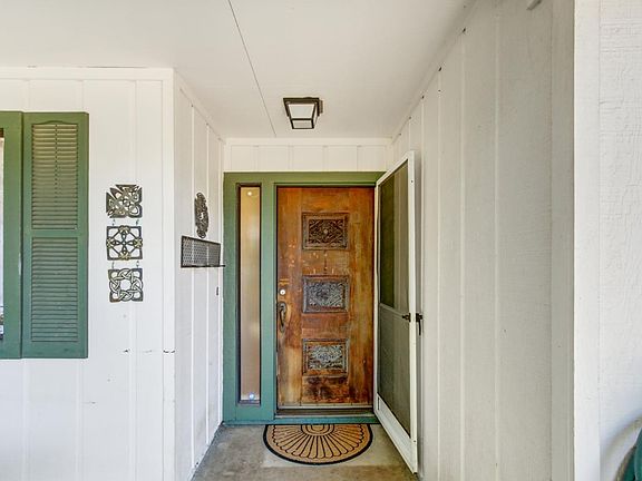 2nd image of 4833 College Oak Dr