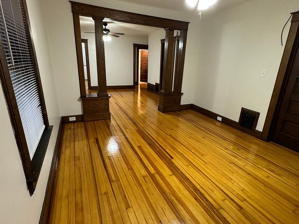 1st image of 9 Minden Ave #2