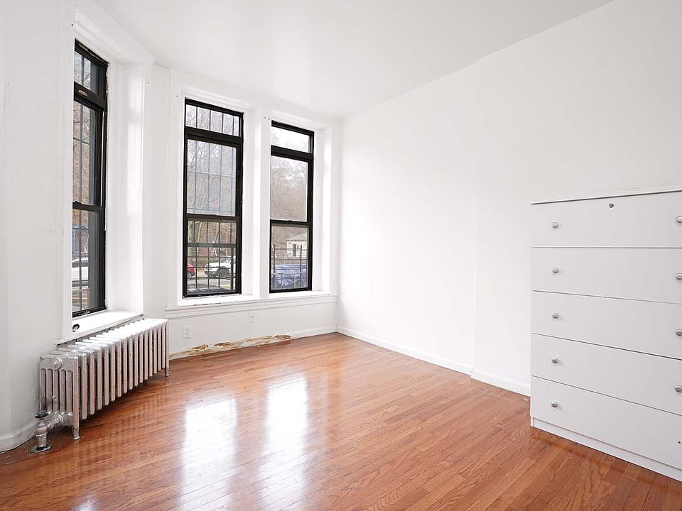 1st image of 448 Saint Nicholas Ave Unit 1A