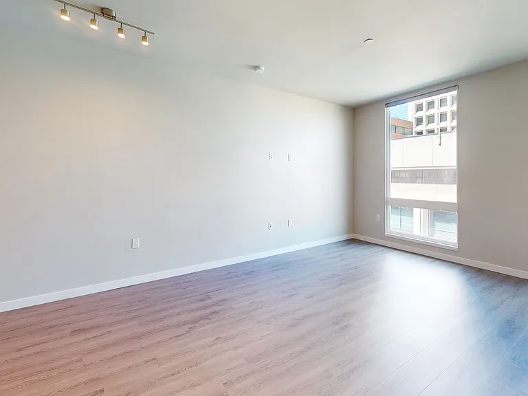 Residences at Lake Merritt — Photo 60
