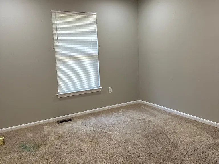 758 Shropshire Dr — Photo 21