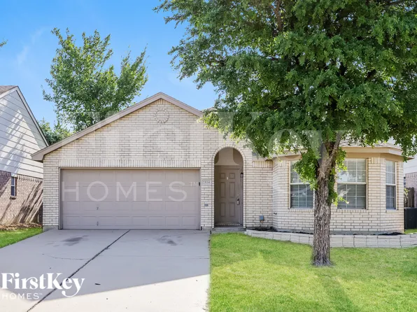 2529 Rivers Edge Dr, Fort Worth, TX 76118