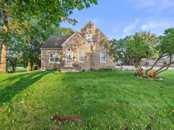 2032 30th AVENUE, Kenosha, WI 53144