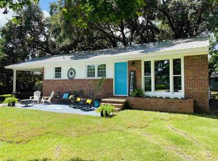 1749 Calhoun Dr, Georgetown, SC 29440