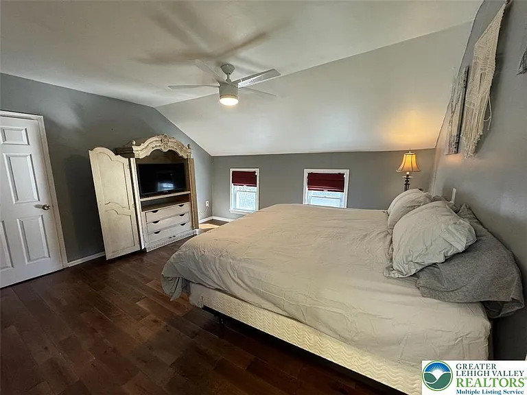 312 Lehigh Dr — Photo 17