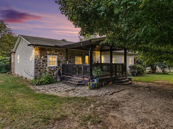 6838 Smithwood Rd, Liberty, NC 27298