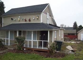 1st image of 319 Roake Ave NE