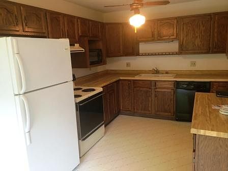 3rd image of 3822 Thyme Dr