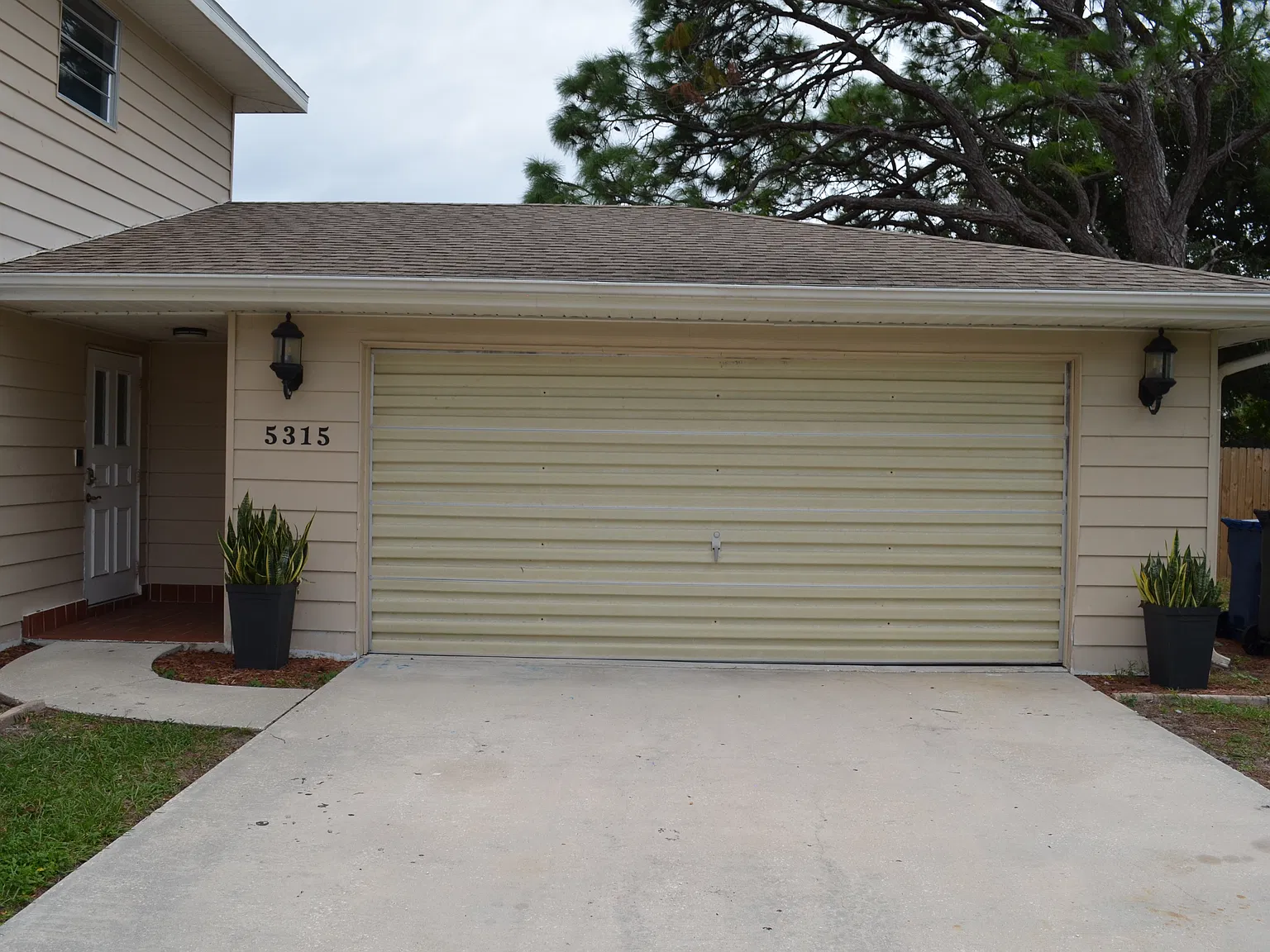 4 bed, 2105 sqft, $2,500 — Photo 3