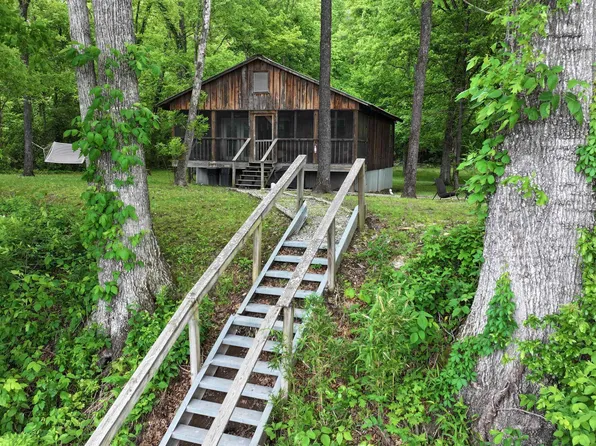 1194 Sadieville Rd, Calico Rock, AR 72519