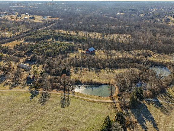 5th image of 6099 Millikin Rd