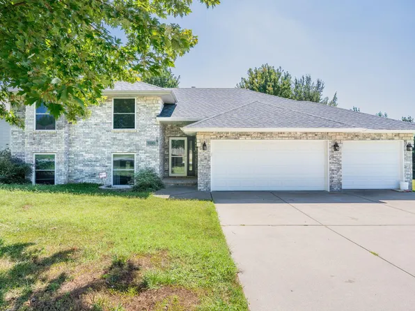 5030 E Cherry Hills Boulevard, Springfield, MO 65809