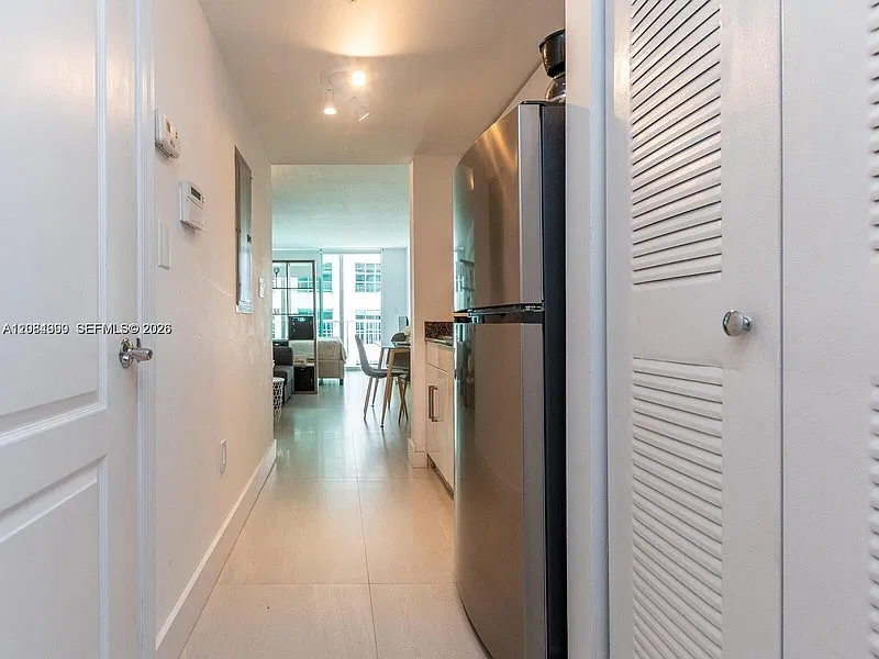 1200 Brickell Bay Dr