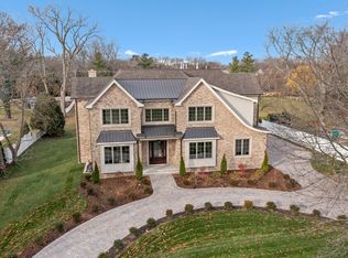 164 Wagner Rd, Northfield, IL 60093