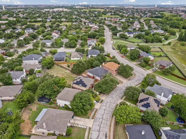 805 Catumet Dr, Pflugerville, TX 78660