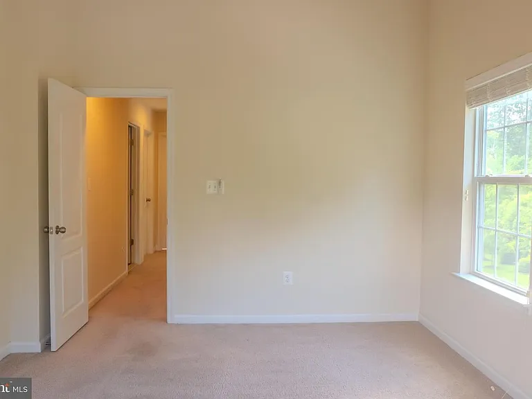 726 Millhouse Dr — Photo 30