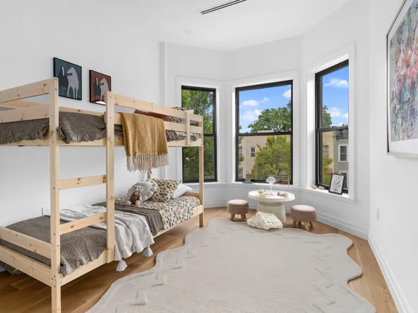 12 Pilling Street image 10 of 15