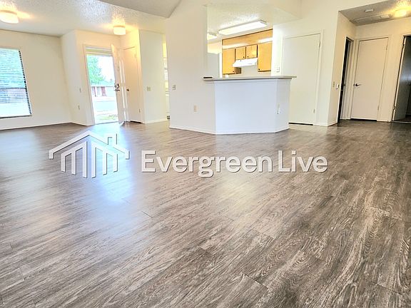 4th image of 2252 Taos Ct