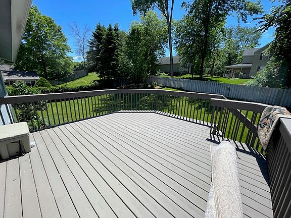 3rd image of 1092 Northview Park Rd