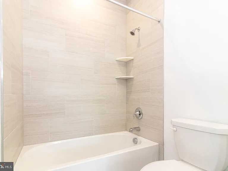 215 Lewis Fisher Dr #DR — Photo 33