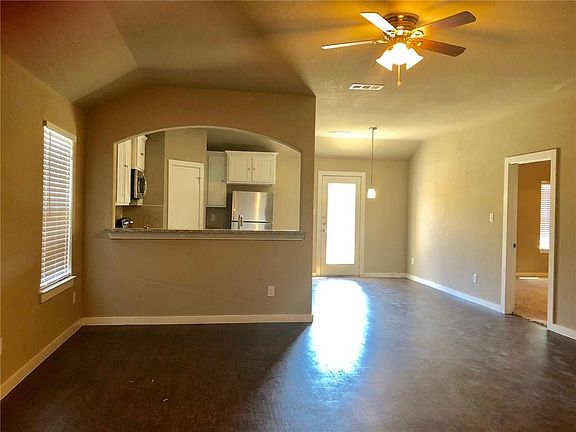 2nd image of 4216 Andrea Ln
