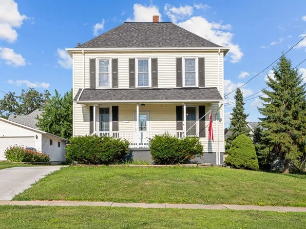 226 S Park St, Kewanee, IL 61443