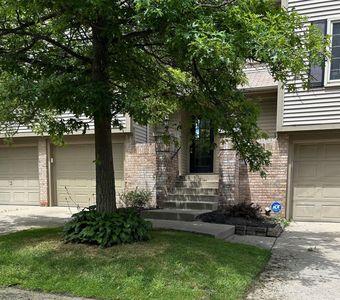 7014 Colonial Oaks Dr, Waterford, MI, 48327