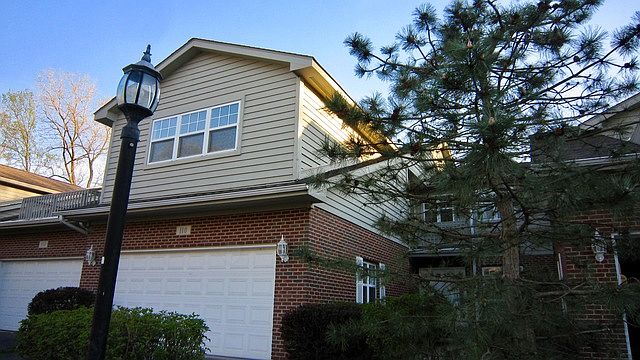 1st image of 110 Willow Creek Ln