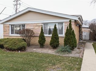 8814 Central Park Ave, Skokie, IL 60203
