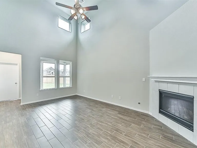 2323 Honey Heights Ln — Photo 6