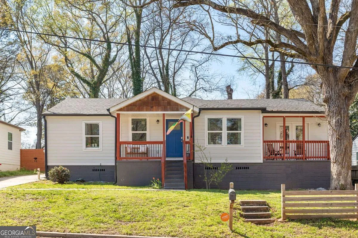 1393 Byrere Ter SW photo 1