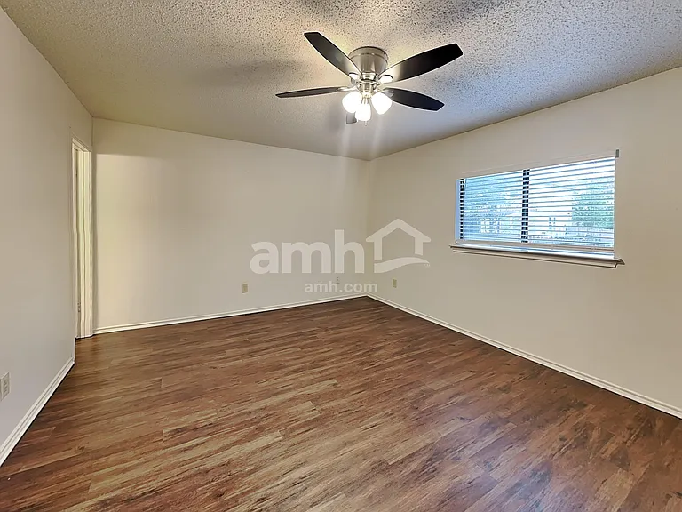 9506 Arcade Rdg — Photo 11