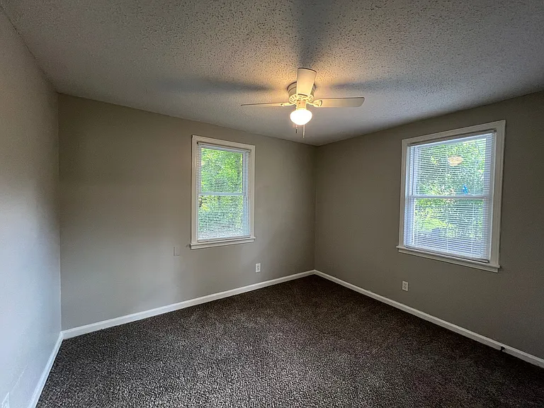 566 Jenson Rd — Photo 4