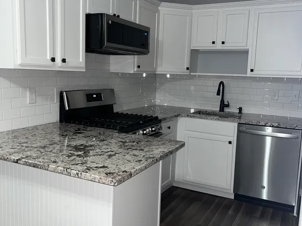186 Ocean Ave #B, Middletown, NJ 07748