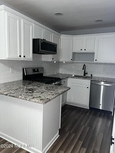 186 Ocean Ave #B Photo 1