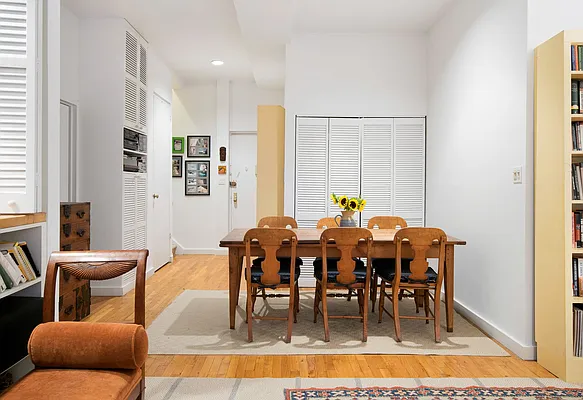 Sold by Compass | media 19