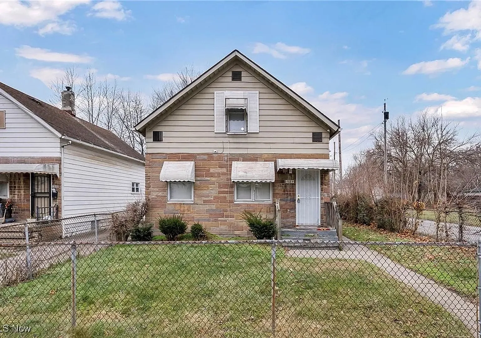 Fully Updated Home with Washer and Dryer | 3884 E 54th Street Cleveland, OH — Photo 1