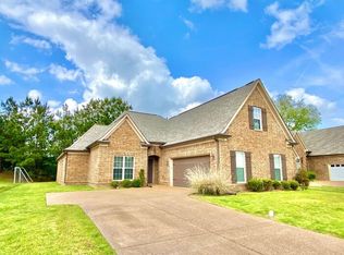 6738 Jessie Hoyt Dr, Olive Branch, MS 38654