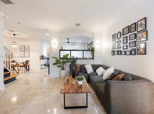 11325 NW 34th Pl, Sunrise, FL 33323