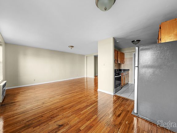 5th image of 9160 193rd St APT 4G