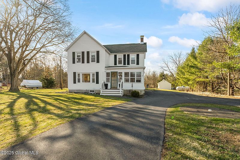 2nd image of 1031 Raymond Road
