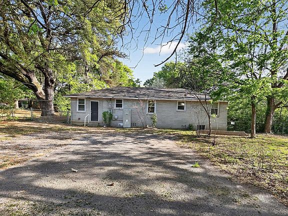 4th image of 7528 Terry St