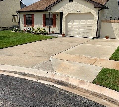 2nd image of 2360 SE Brekenridge Cir