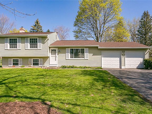 2nd image of 73 Peakview Dr