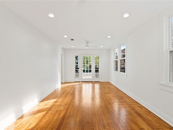 4th image of 4021 Annunciation St