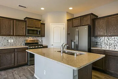 2 bed, 2.5 bath, 1338 sqft, $2,250 — Photo 3