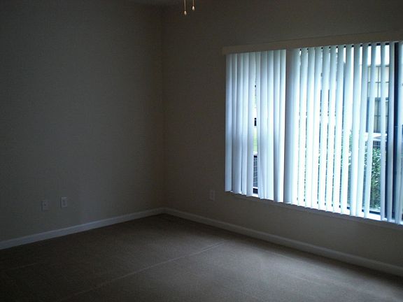 2nd image of 180 Calle El Jardin St #104