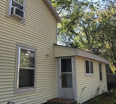 private entrance to apartment