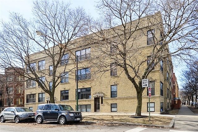 1st image of 5130 N Winchester Ave APT 2D